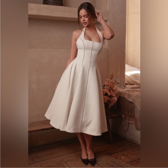 New House Of Cb Loulou Ivory Halter Neck Midi Dress - Picture 2 of 7